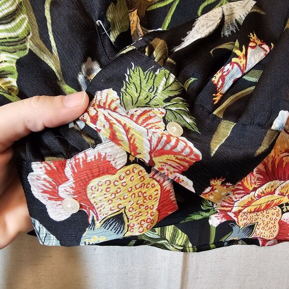 LOFT Black Colorful Floral LS Semi-Sheer Button Keyhole Blouse Breezy Medium - Picture 8 of 9